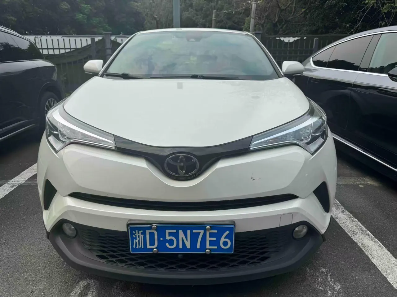 Toyota 2020 C- HR 2.0 stepless leading version of automatic gear 2