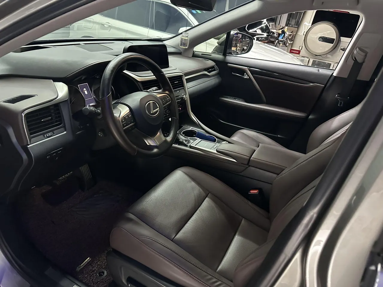 Lexus RX (Imported) 2020 RX300 2.0T Four-wheel Drive Elegant Edition (Modified) Automatic Gear 5