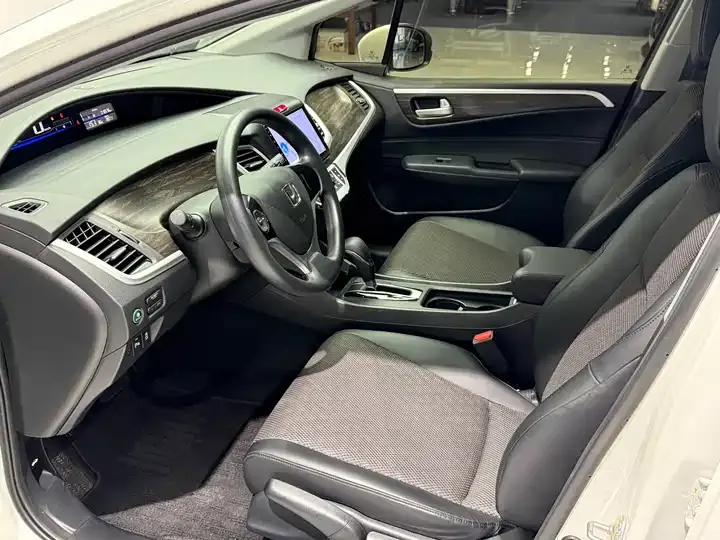 Jed 2017 1.8L Auto Comfort Edition 5 Seat 6