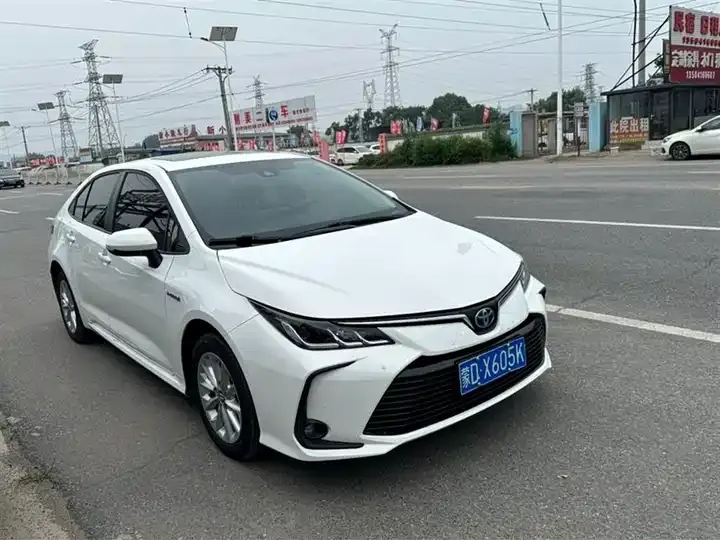 Corolla 2021 Double Engine 1.8L E-CVT Elite Edition 3