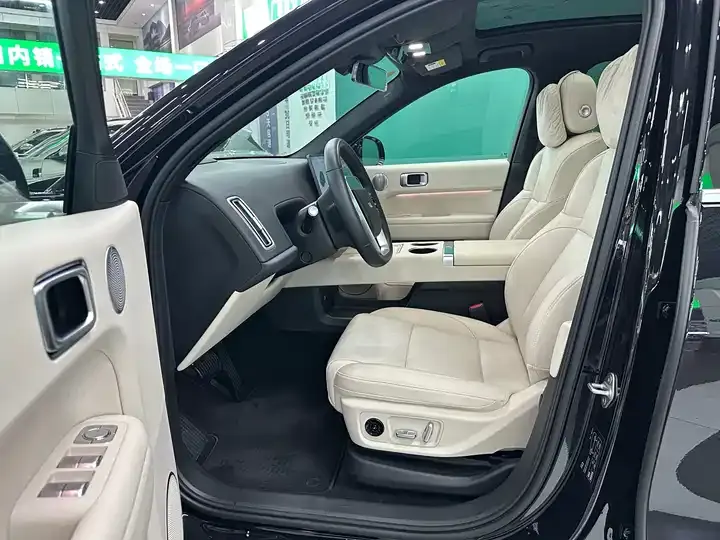 Li L6 2024 Pro 3