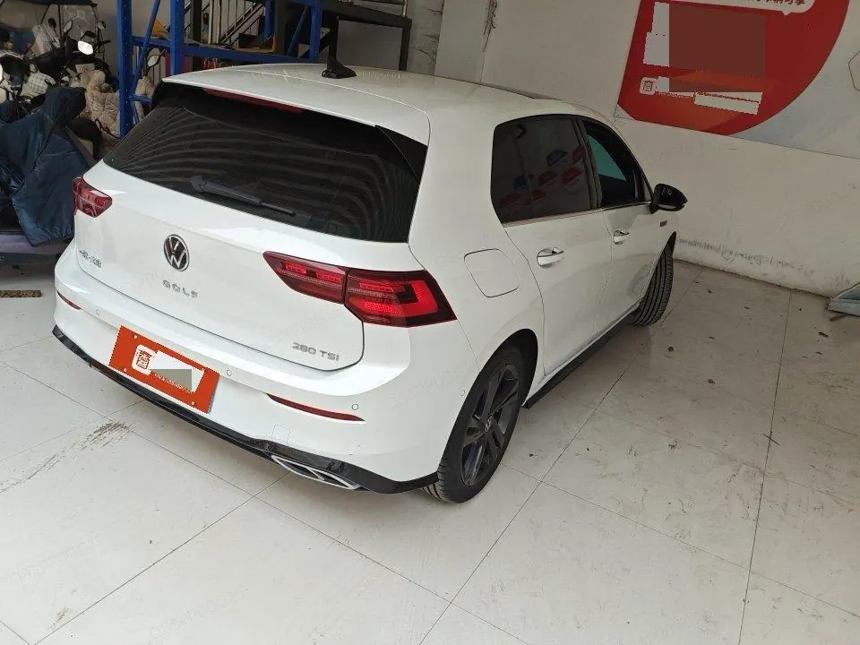 Volkswagen 2023 Golf 8 R-Line 1.4TSI 280TSI Automatic 2
