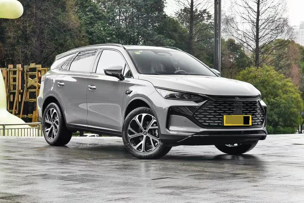 BYD Tang New Energy 2025 Tang DM-i 1.5T Stepless Smart Driving Edition 175KM Honorable Automatic Gear 3