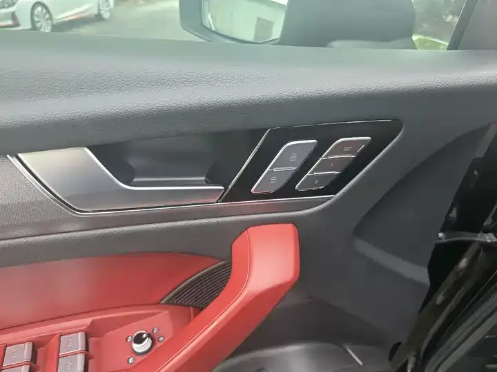 Audi Q5L 2025 45 TFSI luxury dynamic 6