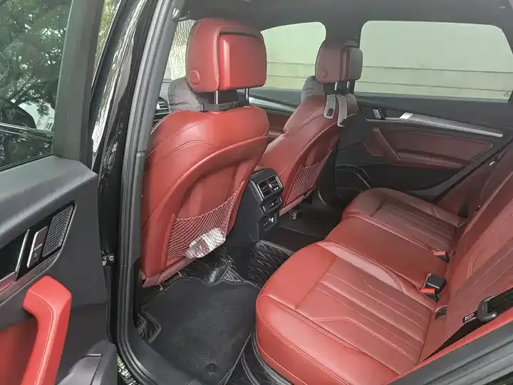 Audi Q5L 2025 45 TFSI luxury dynamic 8