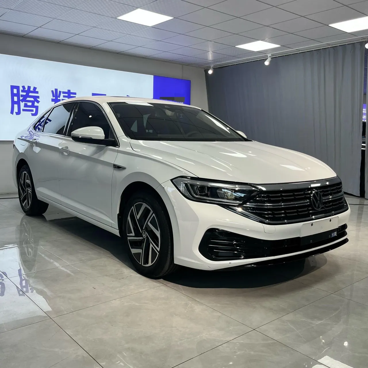 Volkswagen 2023 Sagitar 1.5TSI 300TSI Exceed Edition Automatic 3