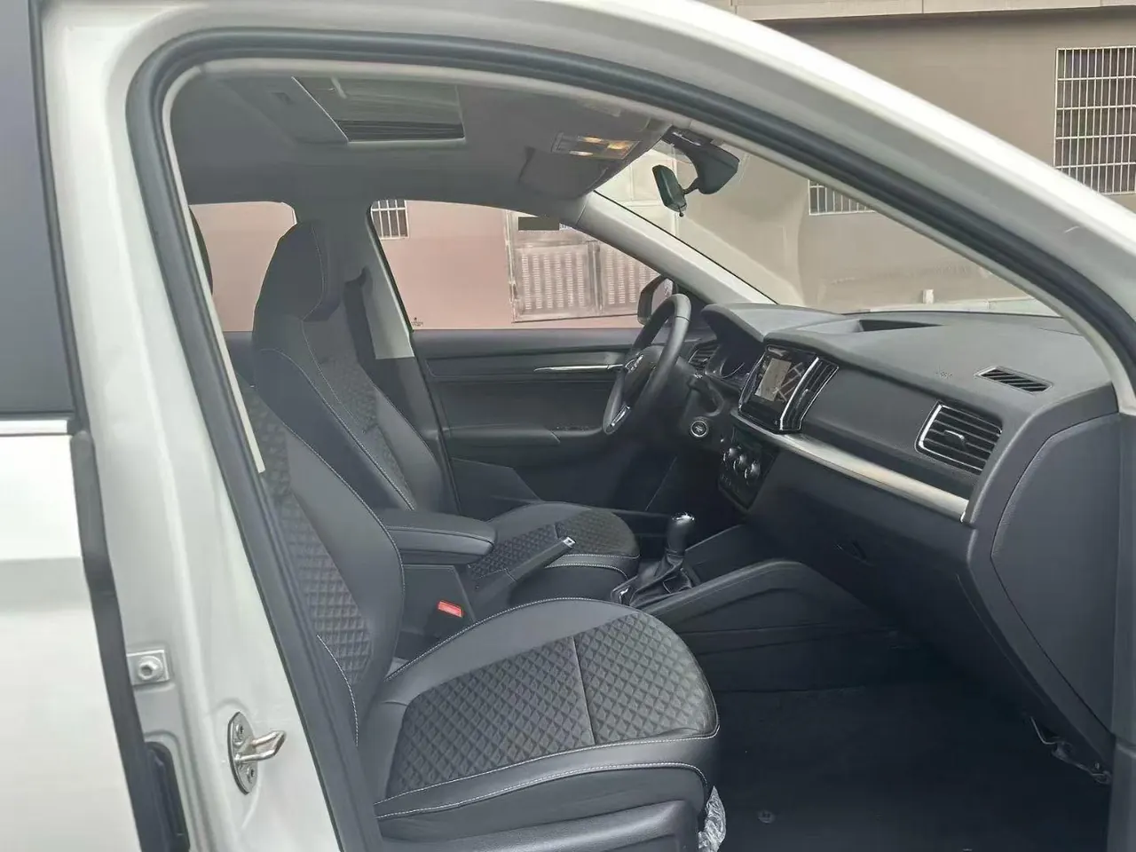 Skoda 2021 Komik GT 1.5 flagship automatic gear 8
