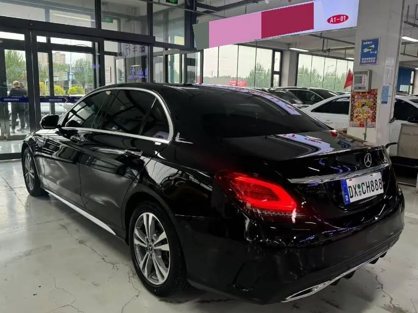 Mercedes Benz Class C 2021 C 200 L 1.5T Dynamic Sports Edition Automatic Gear 4