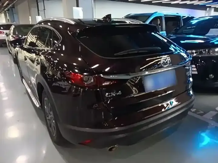 Mazda CX-4 2021 2.0L Automatic Two-Drive Blue Sky Exploration Edition 5
