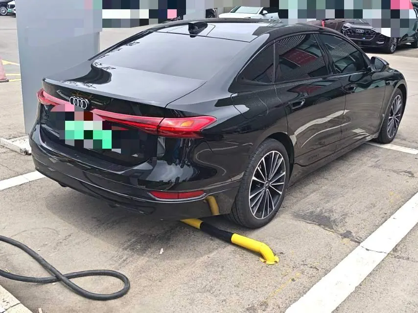 Audi 2026 A6L e-tron Starts Gan Kun Smart Driving Edition Automatic Gear 7