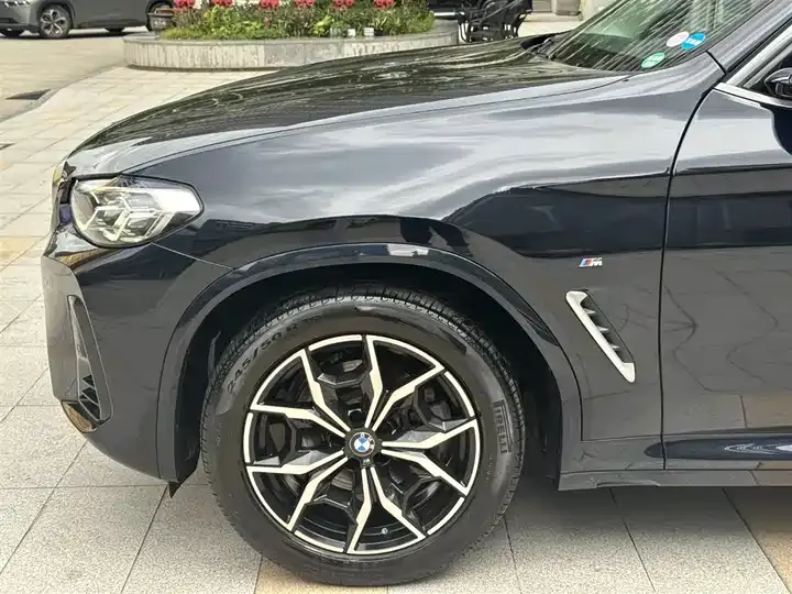 BMW X3 2022 facelift xDrive25i M sports suit 5