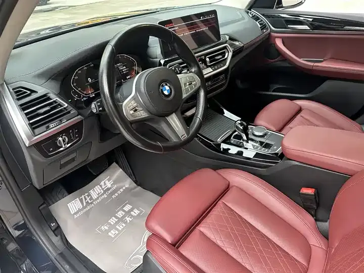 BMW X3 2022 facelift xDrive25i M sports suit 8