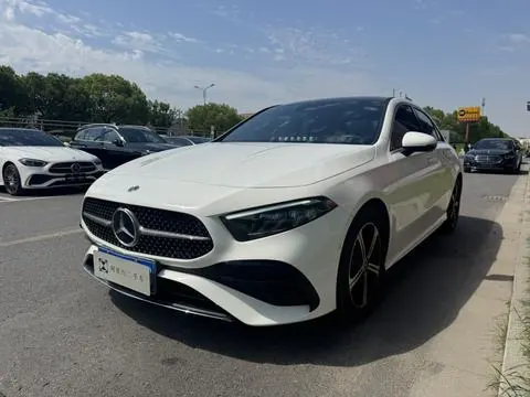 Mercedes Benz Class A 2024 A 200 L Fashion Edition - View 1