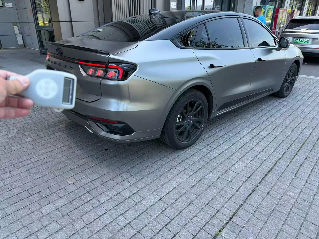Ford 2023 Mondeo 2.0T EcoBoost 245 luxury automatic gear 4