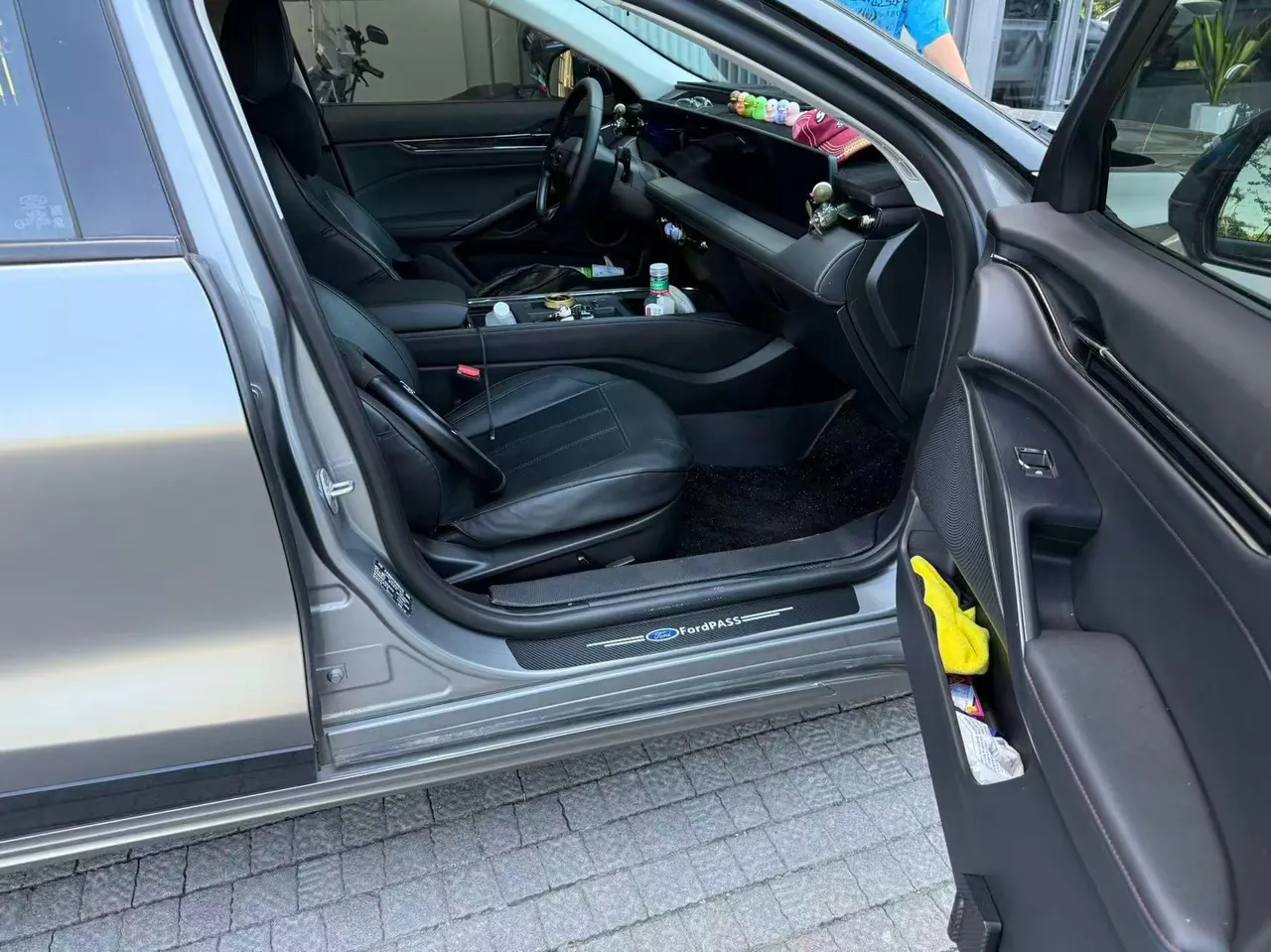 Ford 2023 Mondeo 2.0T EcoBoost 245 luxury automatic gear 5
