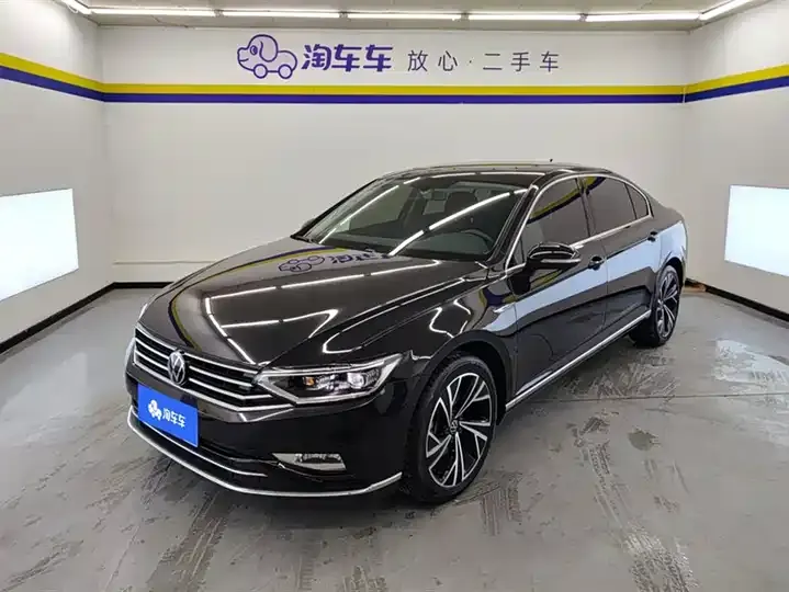 Magotan 2020 330TSI DSG Luxury Edition - View 1