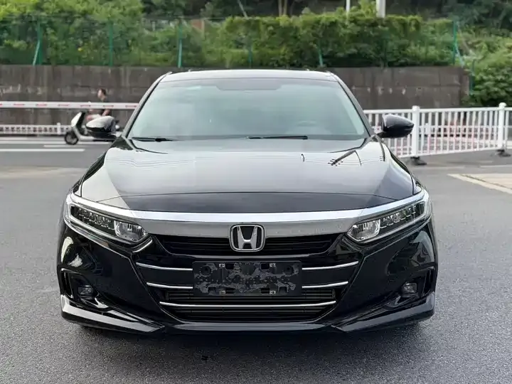 Accord 2022 260TURBO Luxury Edition 2