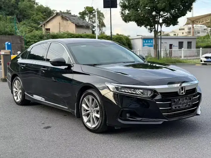 Accord 2022 260TURBO Luxury Edition 3