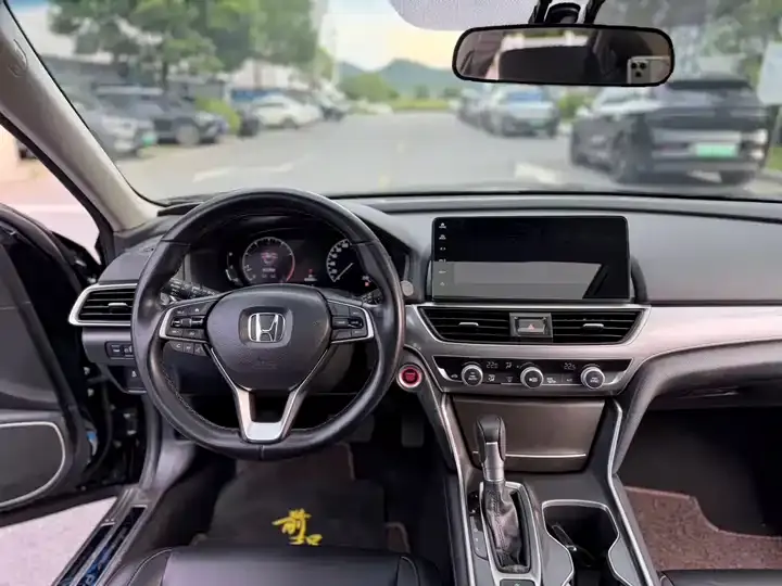 Accord 2022 260TURBO Luxury Edition 9