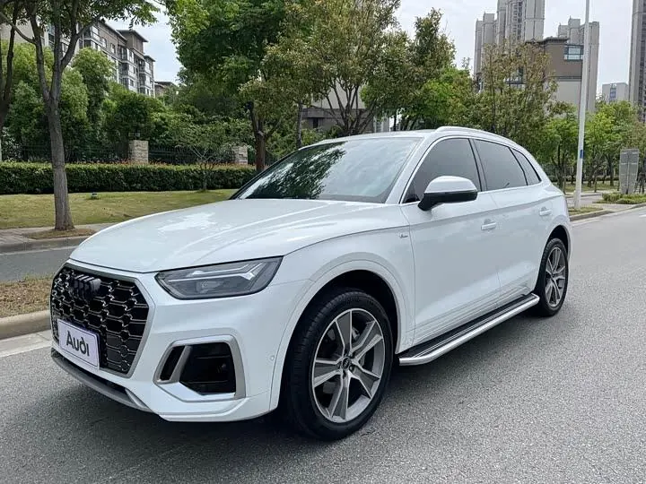 Audi Q5L 2022 45T luxury dynamic - View 1