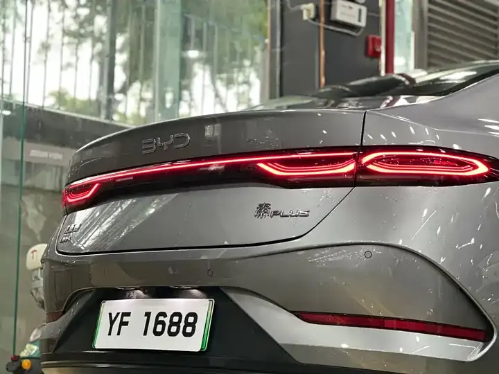 Qin PLUS 2025 DM-i Smart Driving Edition 55KM Leading Model 7