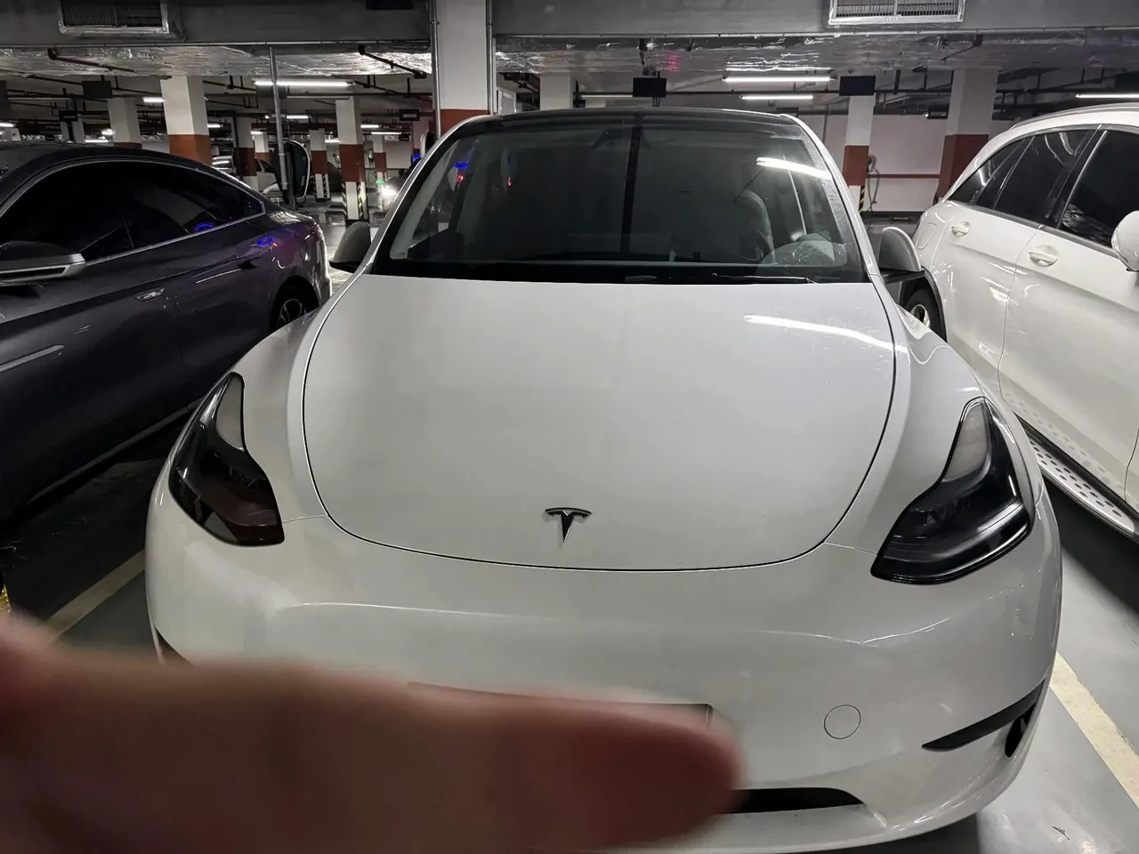 Tesla 2024 Model Y rear-wheel drive version automatic transmission 2
