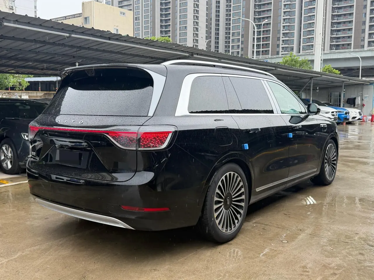 AITO 2025 AITO M9 extended range Max version 52kWh 6-seat version (896-line laser Radar) automatic gear 7