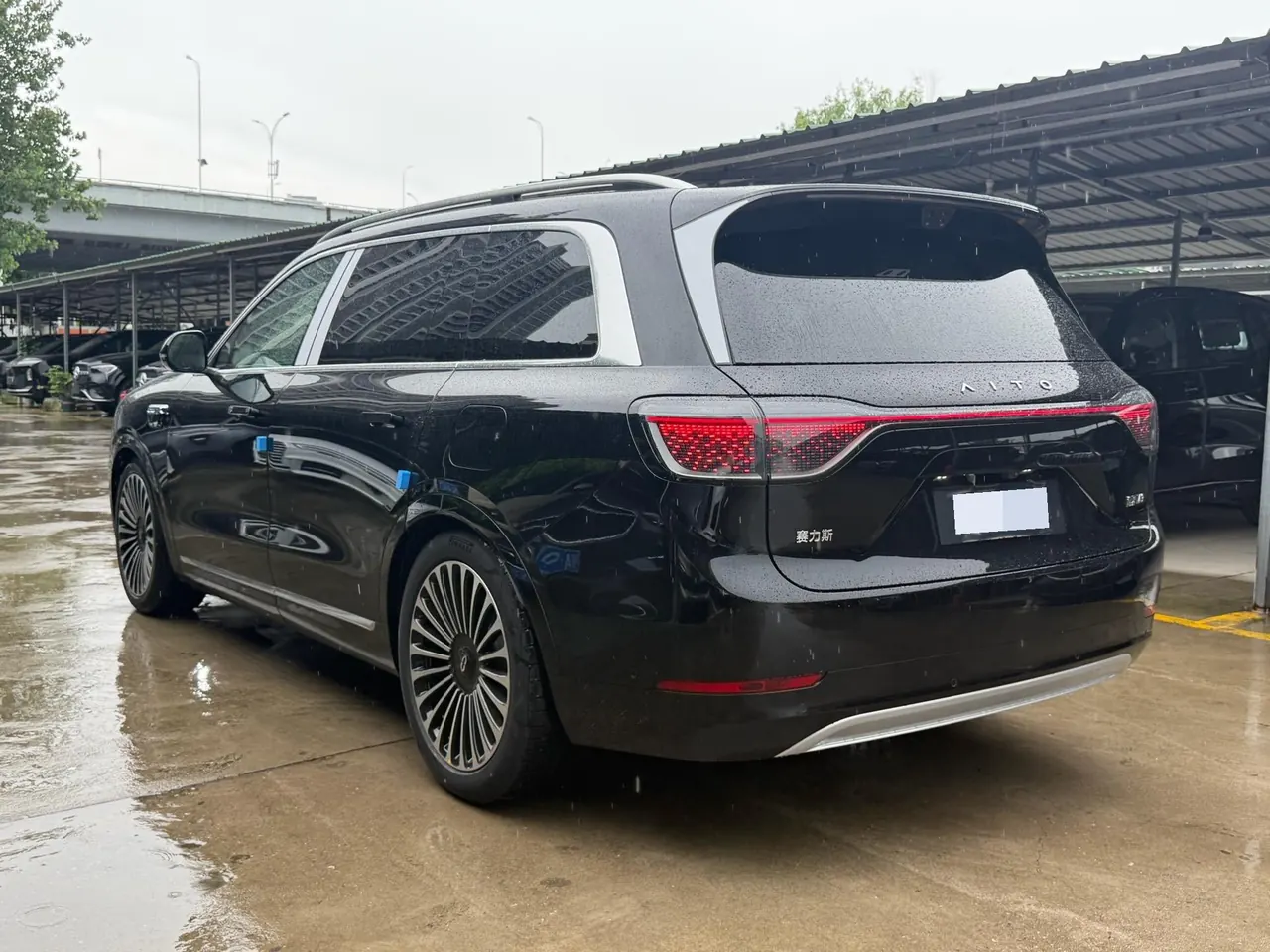 AITO 2025 AITO M9 extended range Max version 52kWh 6-seat version (896-line laser Radar) automatic gear 9