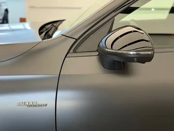 Mercedes Benz GLC AMG 2024 AMG GLC 43 4MATIC 10