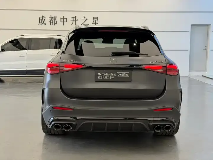 Mercedes Benz GLC AMG 2024 AMG GLC 43 4MATIC 5