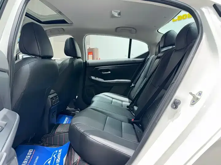 Xuanyi 2023 1.6L CVT Pleasant Edition 8