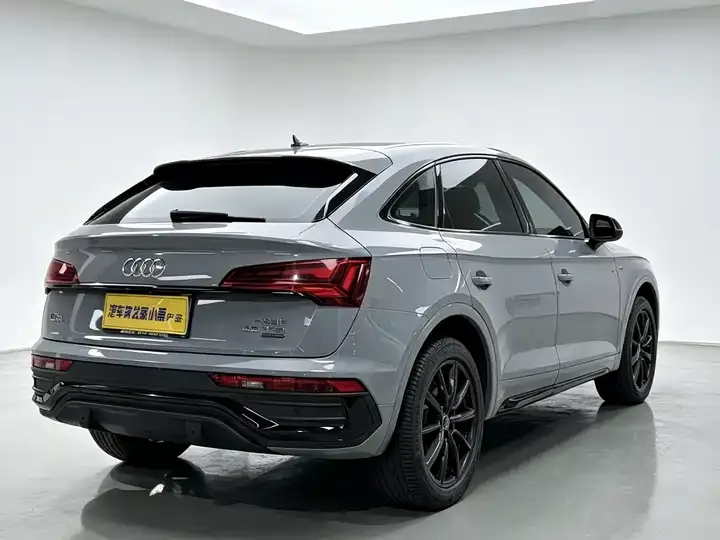 Audi Q5L Sportback 2021 40 TFSI Luxury Model 7