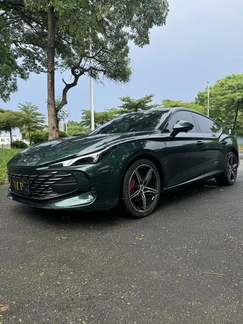Open image lightbox: MG7 2023 Model 2.0T Automatic Trophy Ignition World‑Premiere Edition
