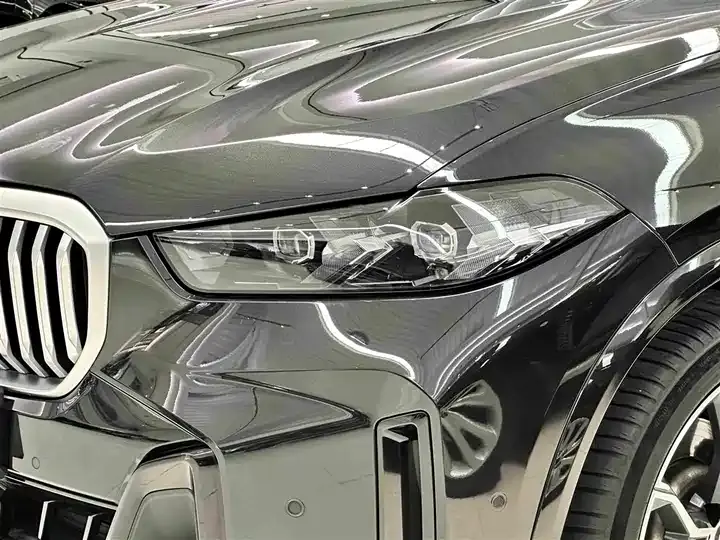 BMW X5 2025 xDrive 30Li exclusive m sports obsidian night suit 2