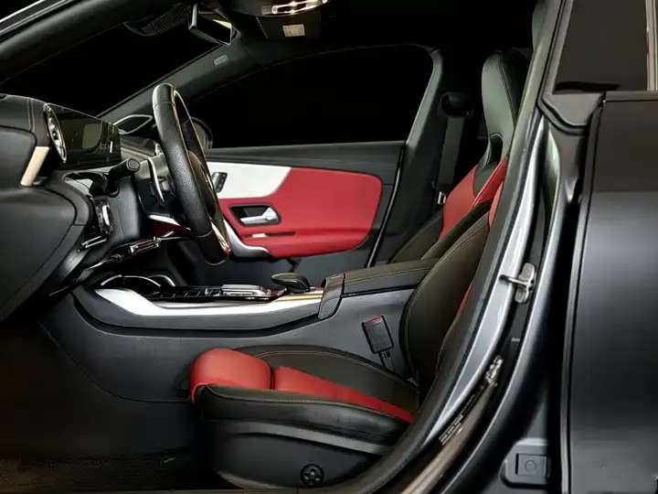 Mercedes Benz CLA AMG 2023 AMG CLA 35 4MATIC 4