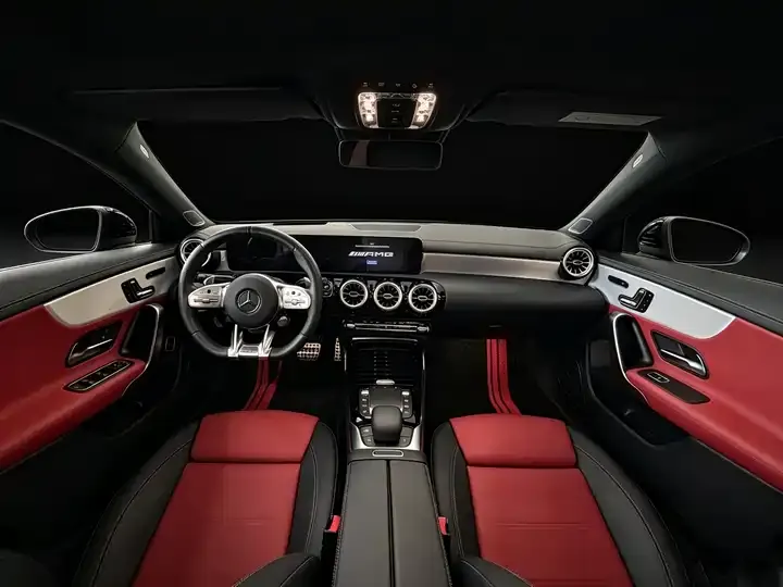 Mercedes Benz CLA AMG 2023 AMG CLA 35 4MATIC 5