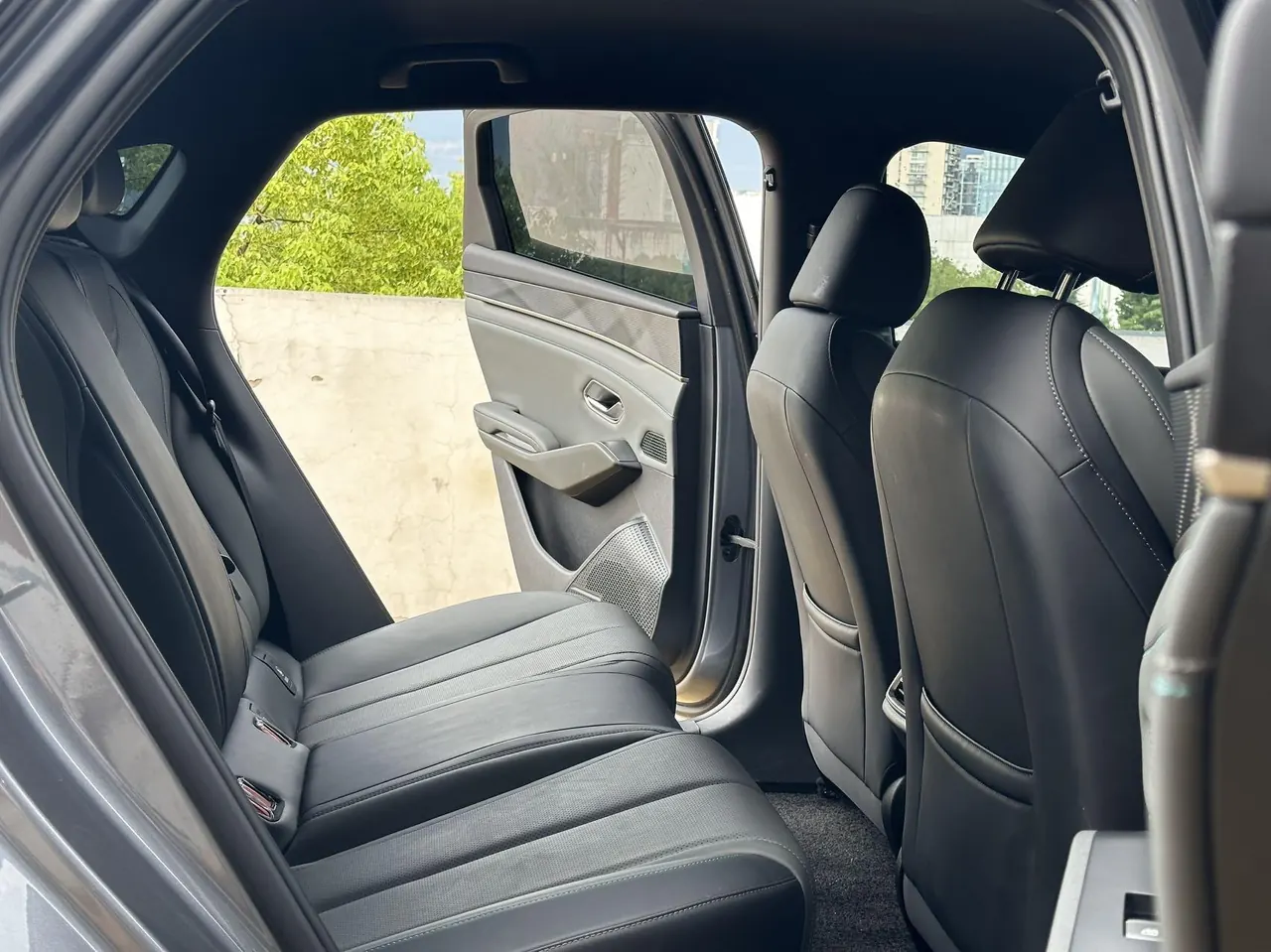 BYD 2025 Qin L DM-i 1.5 stepless smart driving version 80KM leading automatic gear 7