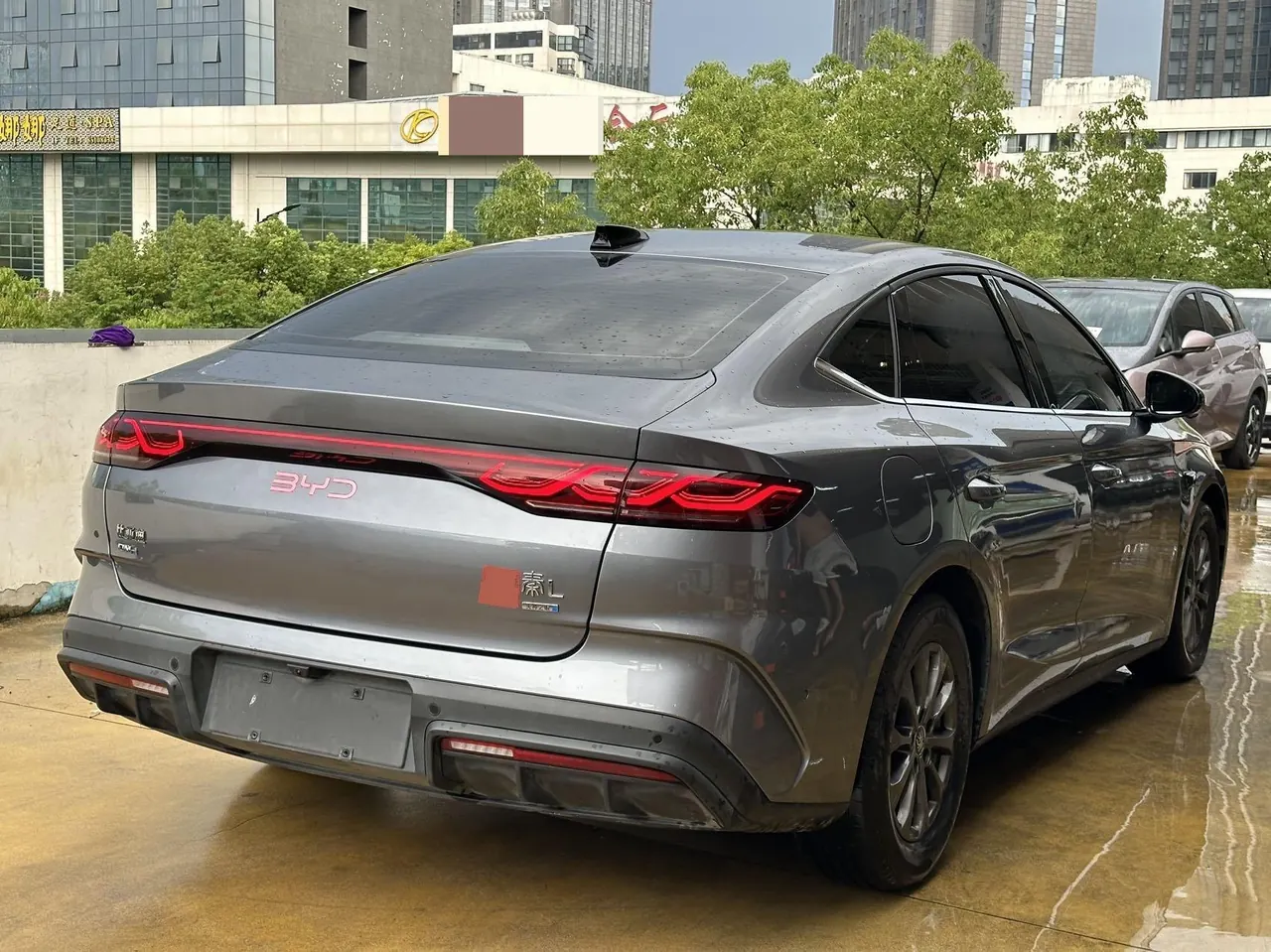 BYD 2025 Qin L DM-i 1.5 stepless smart driving version 80KM leading automatic gear 8