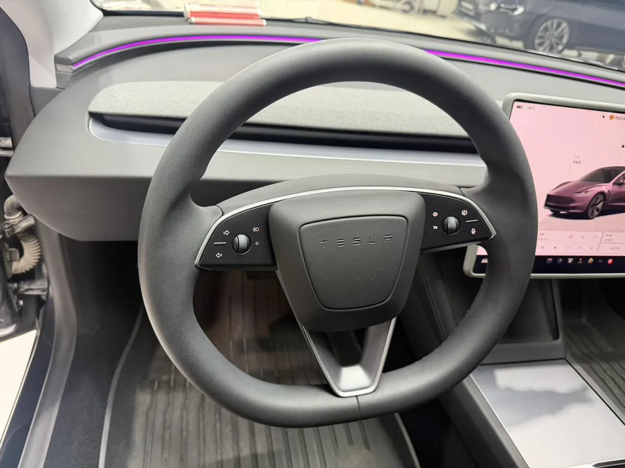 Tesla 2025 Model 3 rear-wheel drive version of automatic transmission 11