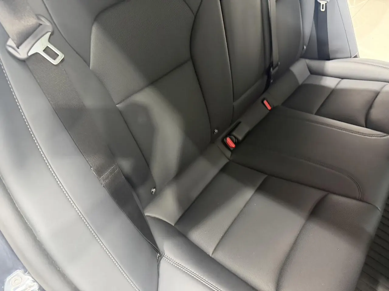 Tesla 2025 Model 3 rear-wheel drive version of automatic transmission 14