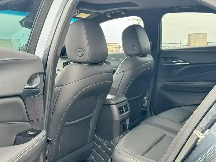 Cadillac CT4 2021 28T Luxury Model 6