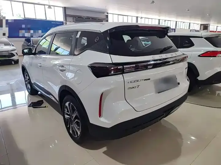Ruihu 7 PLUS 2025 1.6TGDI DCT Luxury Model 5