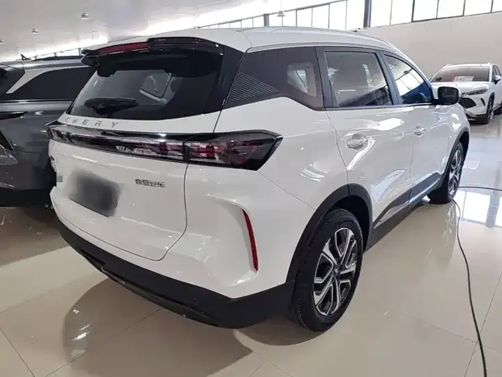 Ruihu 7 PLUS 2025 1.6TGDI DCT Luxury Model 7