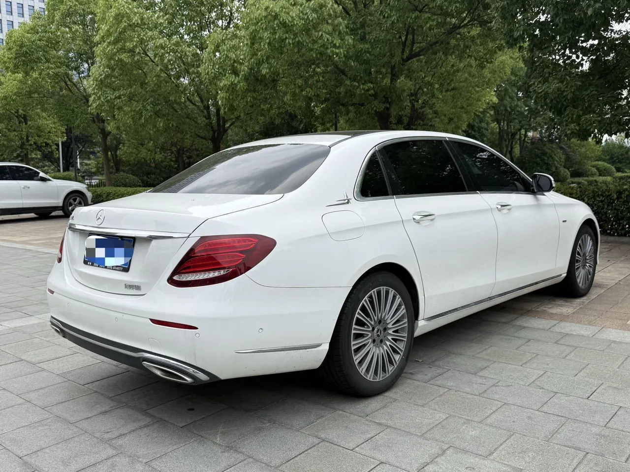 Mercedes Benz E Class 2020 E 300 L 2.0T Luxury Automatic Gear 5