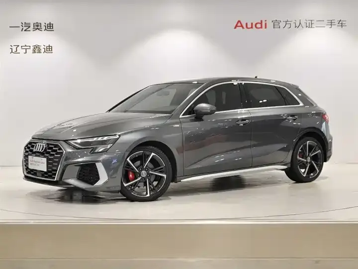 Audi A3 2021 model Sportback 35 TFSI Fashion Sport version - View 1