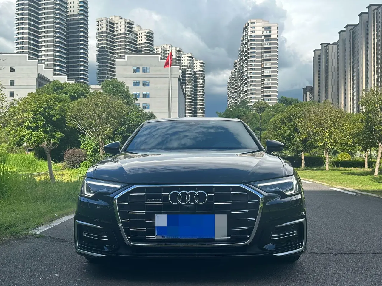Audi 2024 A6L 2.0TFSI 45TFSI Quattro Selected Dynamic Automatic 2