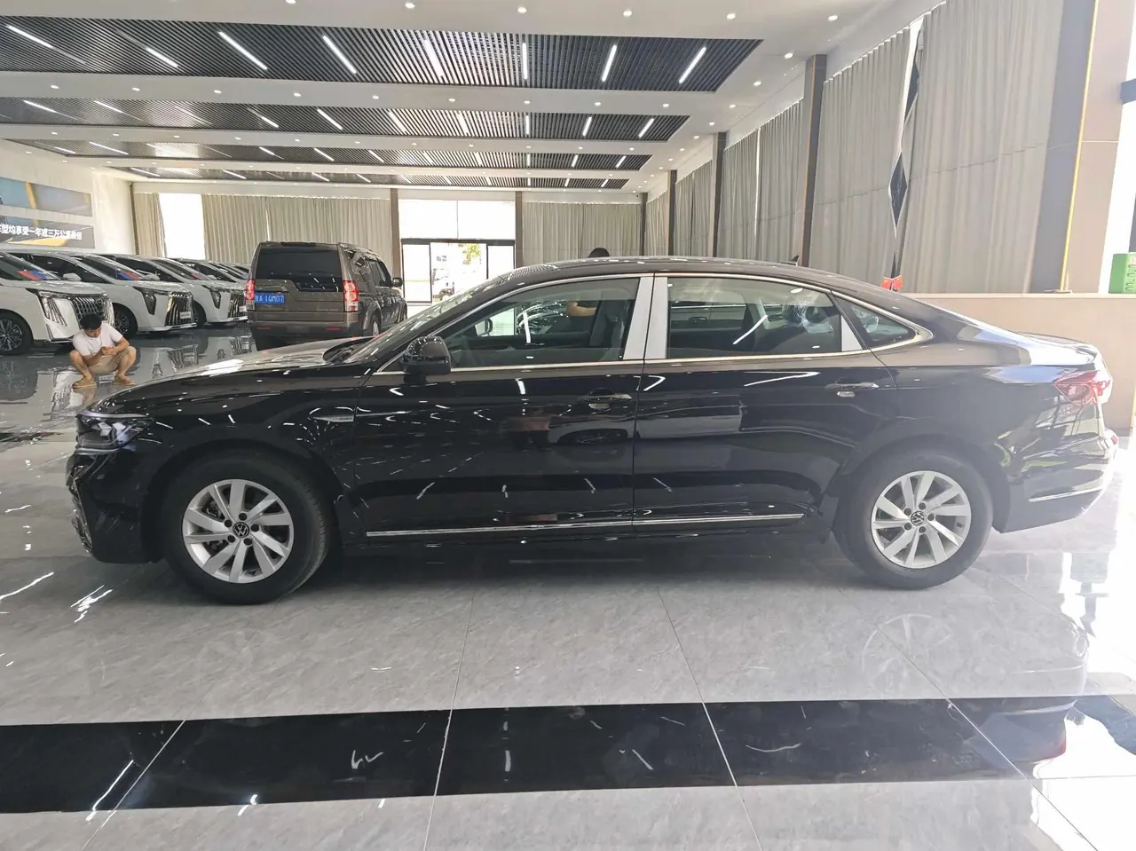 Volkswagen 2023 Passat PHEV 1.4T 430 Deluxe Automatic Gear 7