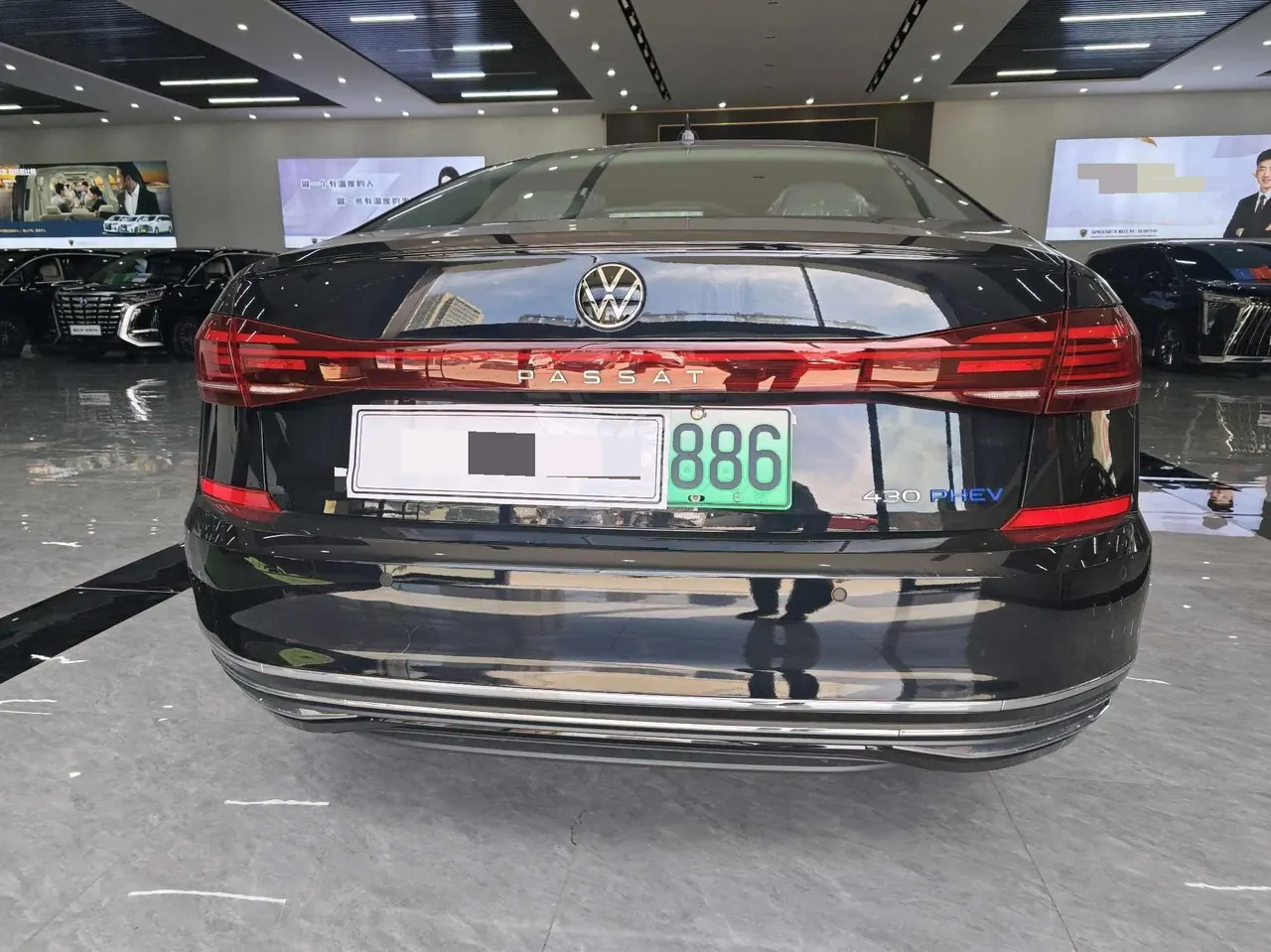 Volkswagen 2023 Passat PHEV 1.4T 430 Deluxe Automatic Gear 8