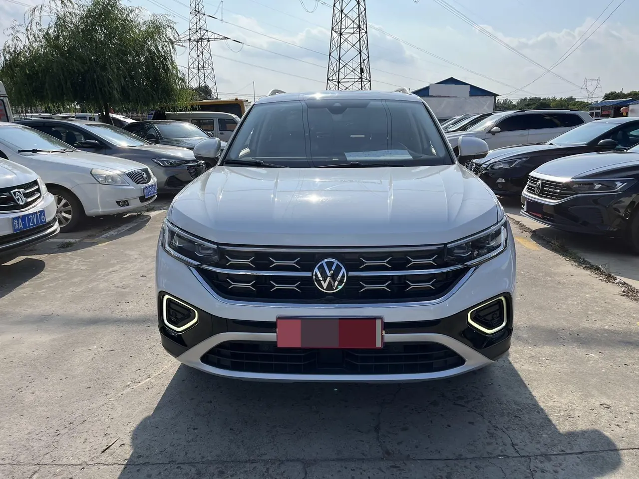 Volkswagen 2023 Tanyue 2.0TSI 330TSI Two-Drive Luxury Plus Advanced Edition Automatic Gear - View 1
