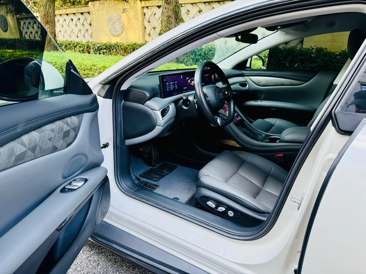 IM 2024 IM L6 Max Standard Edition Automatic Gear 8